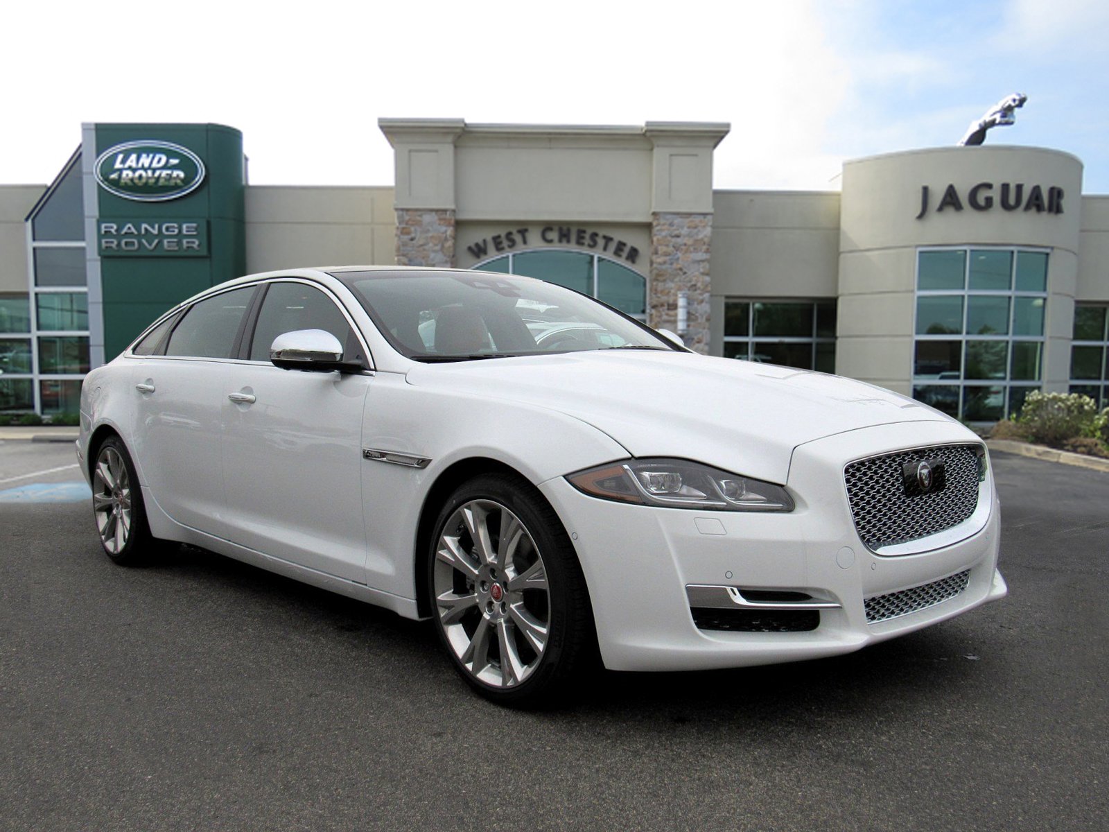 New 2019 Jaguar Xj Xjl Portfolio 4dr Car In West Chester J19071